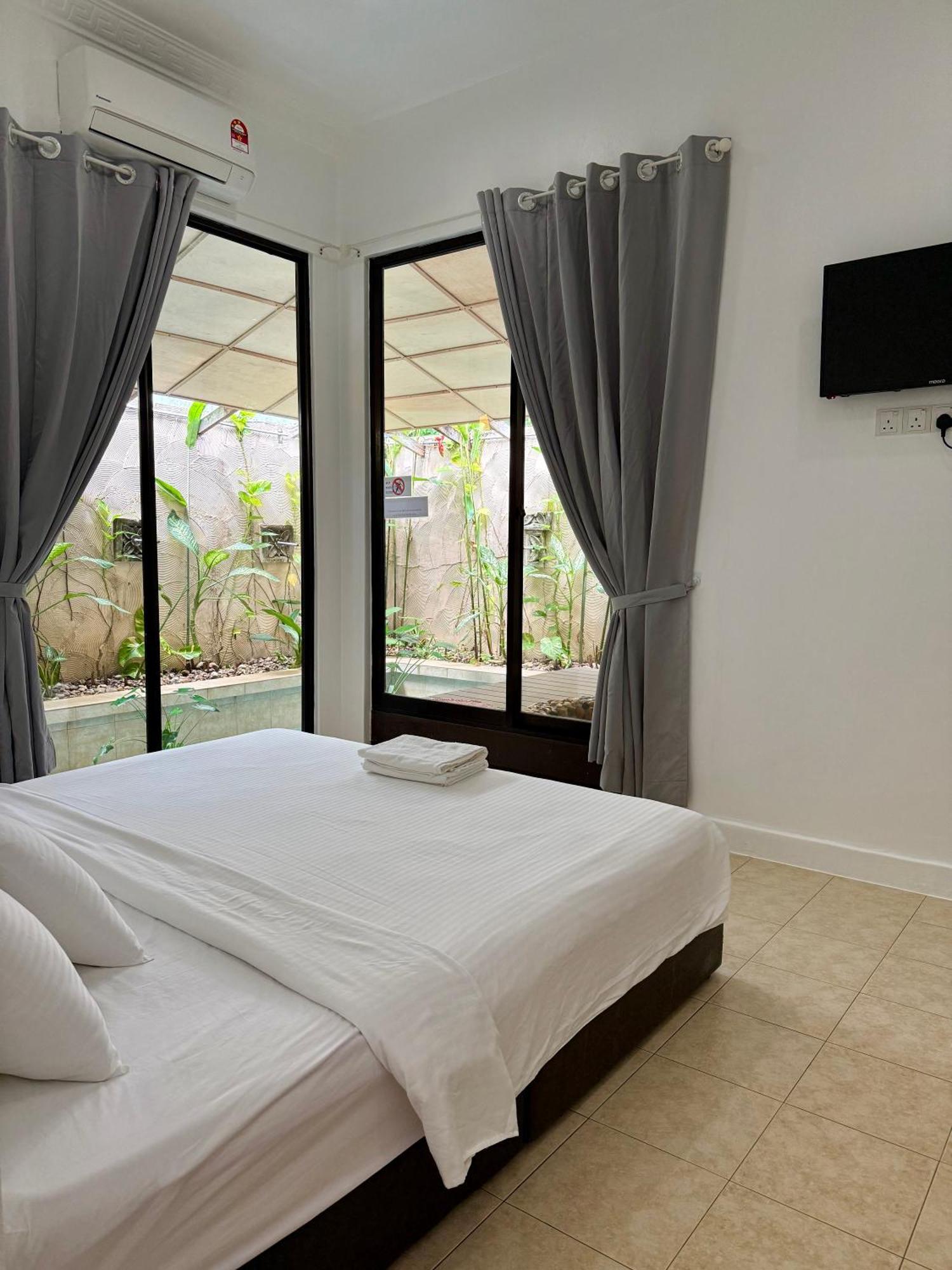 Ardour Lodge "B" Wing Tanjung Tokong Exterior photo